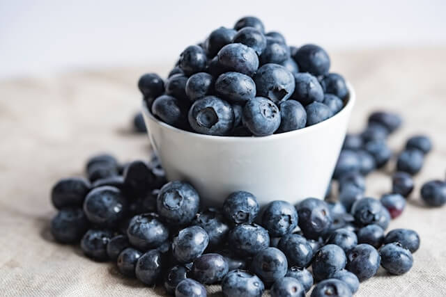 What are You Eating? Healthy Picks for Women Over 50- Blueberries