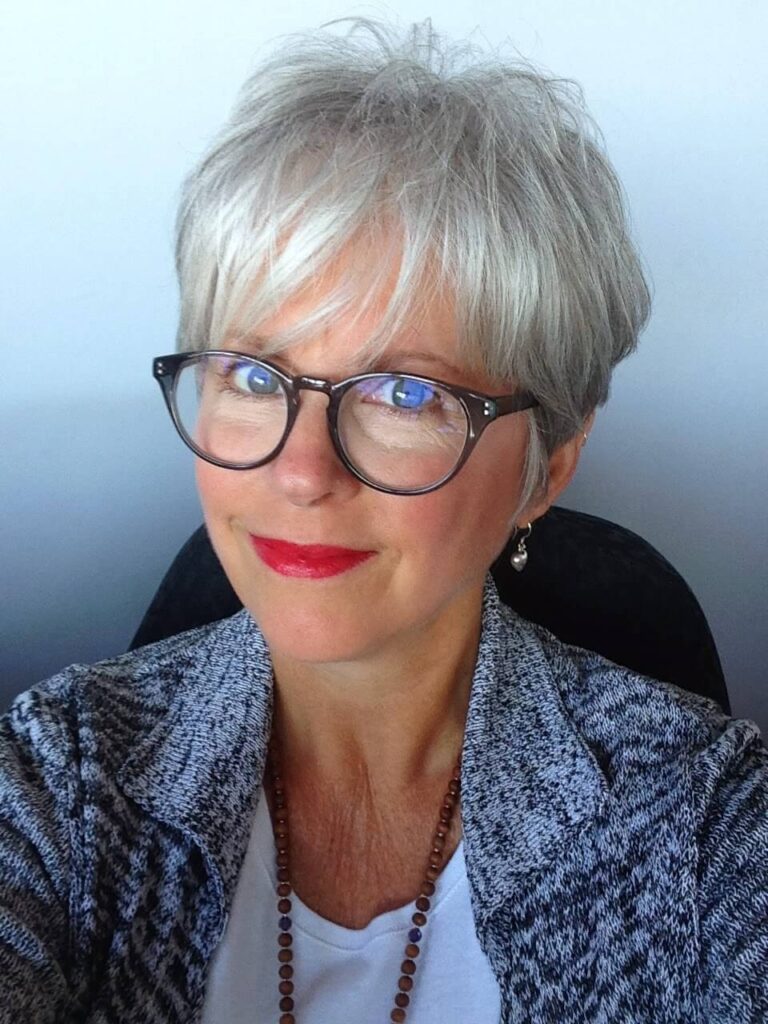 Cute Pixie Haircuts for Women Over 50